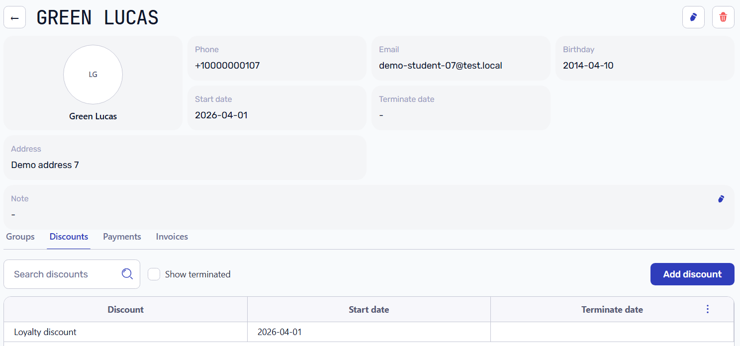 Student profile discounts tab showing a loyalty discount with start date.
